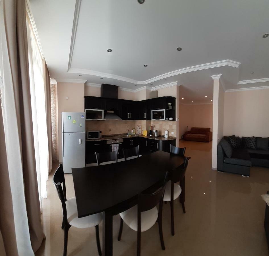 Beautiful House By The Sea Apartamento Batumi Exterior foto