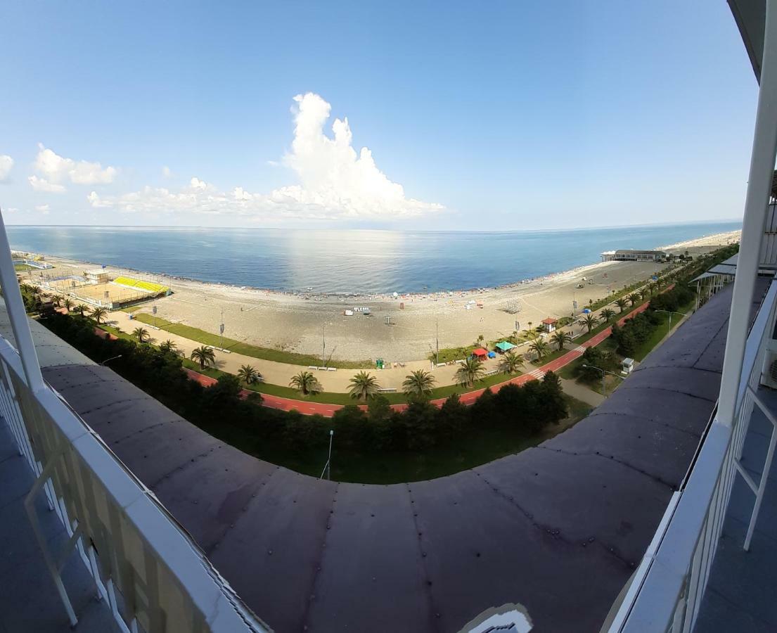 Beautiful House By The Sea Apartamento Batumi Exterior foto